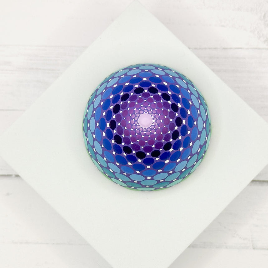 Purple Dotty Hump