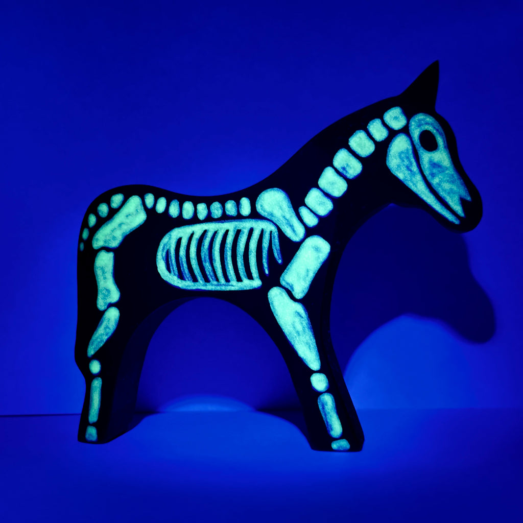 The Glow-in-the-dark crew